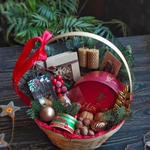 Корзина со сладостями n1